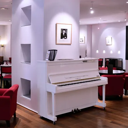 머큐어 센터 코메디 호텔