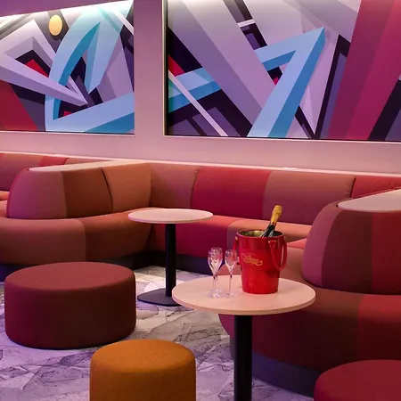Hotel Mercure Centre Comedie 4*