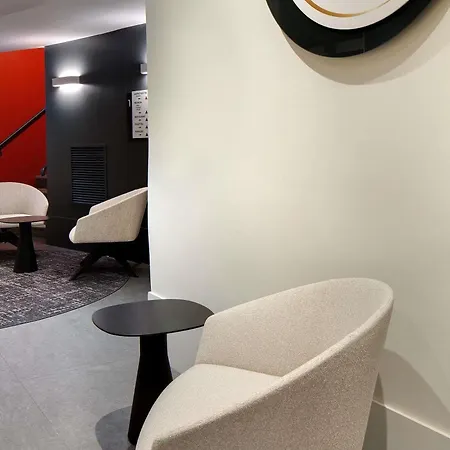 Hotel Mercure Centre Comédie 4*