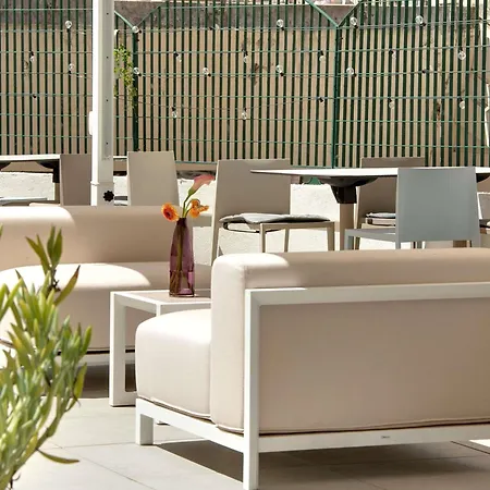 Mercure Centre Comedie Hotel 4*