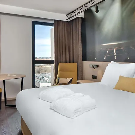 Mercure Centre Comedie 4* מונפלייה