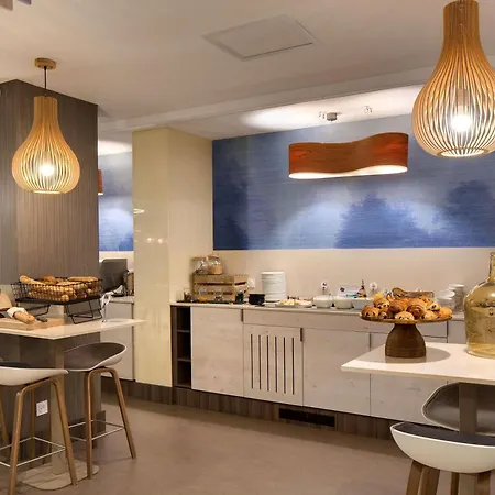 Отель Mercure Centre Comedie Монпелье