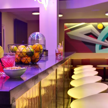 Mercure Centre Comedie מלון 4*