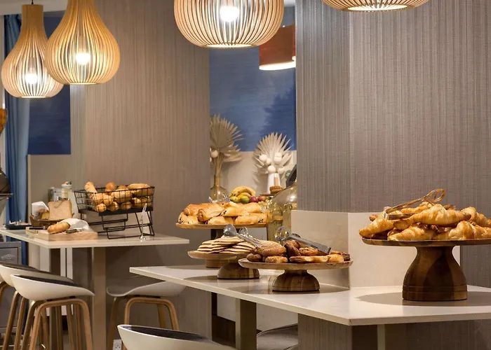 Mercure Centre Comedie 4*